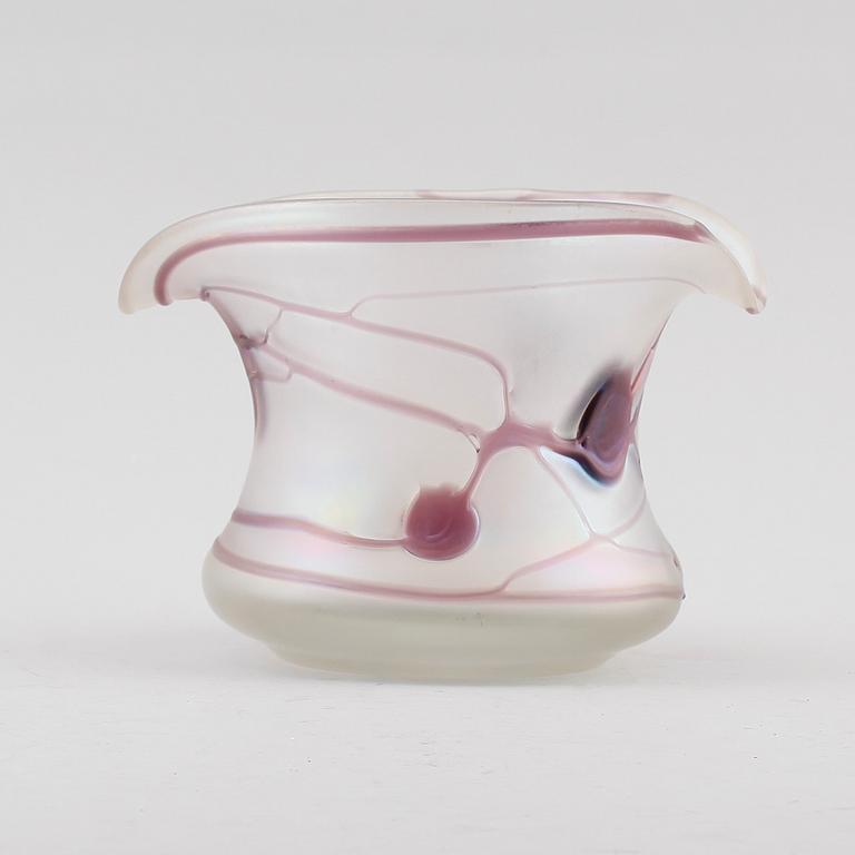 VAS, glas, sannolikt Poschinger, 1900-talets första hälft.
