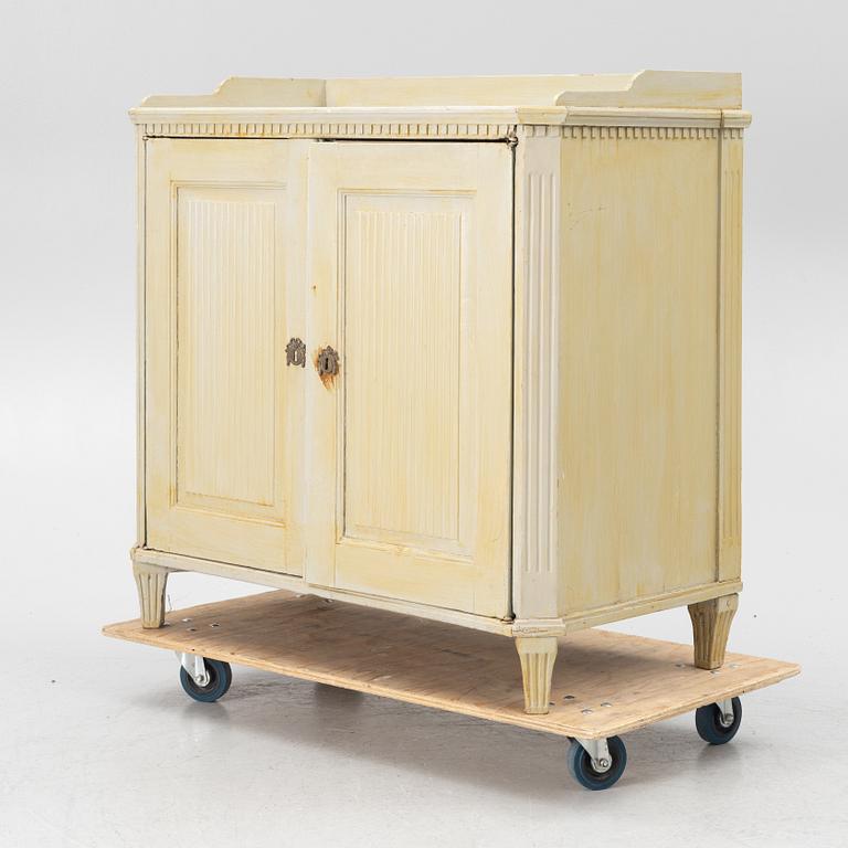 Sideboard, Late Gustavian, first half of the 19th century.