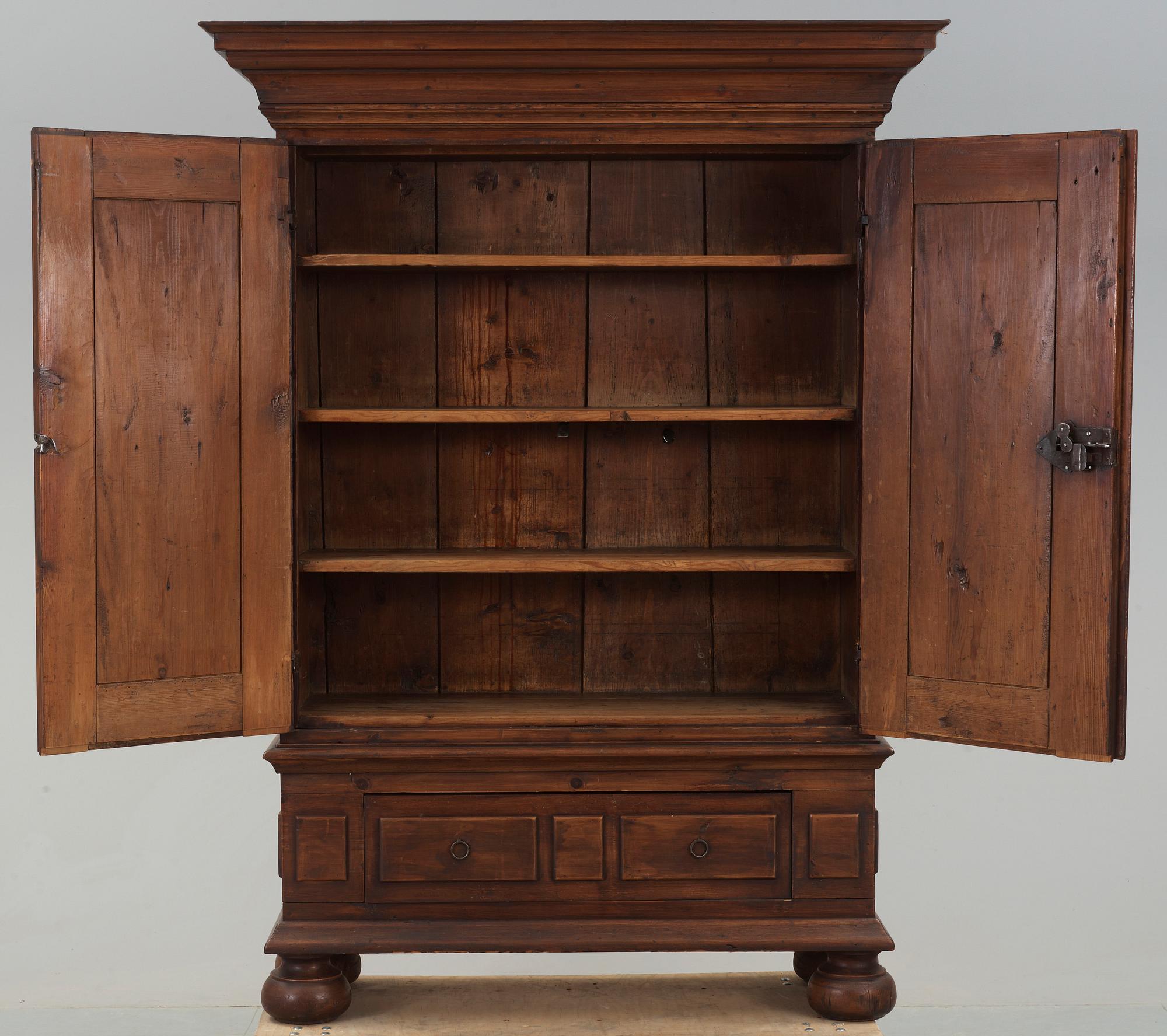 SKÅP, barock, 1700-tal.