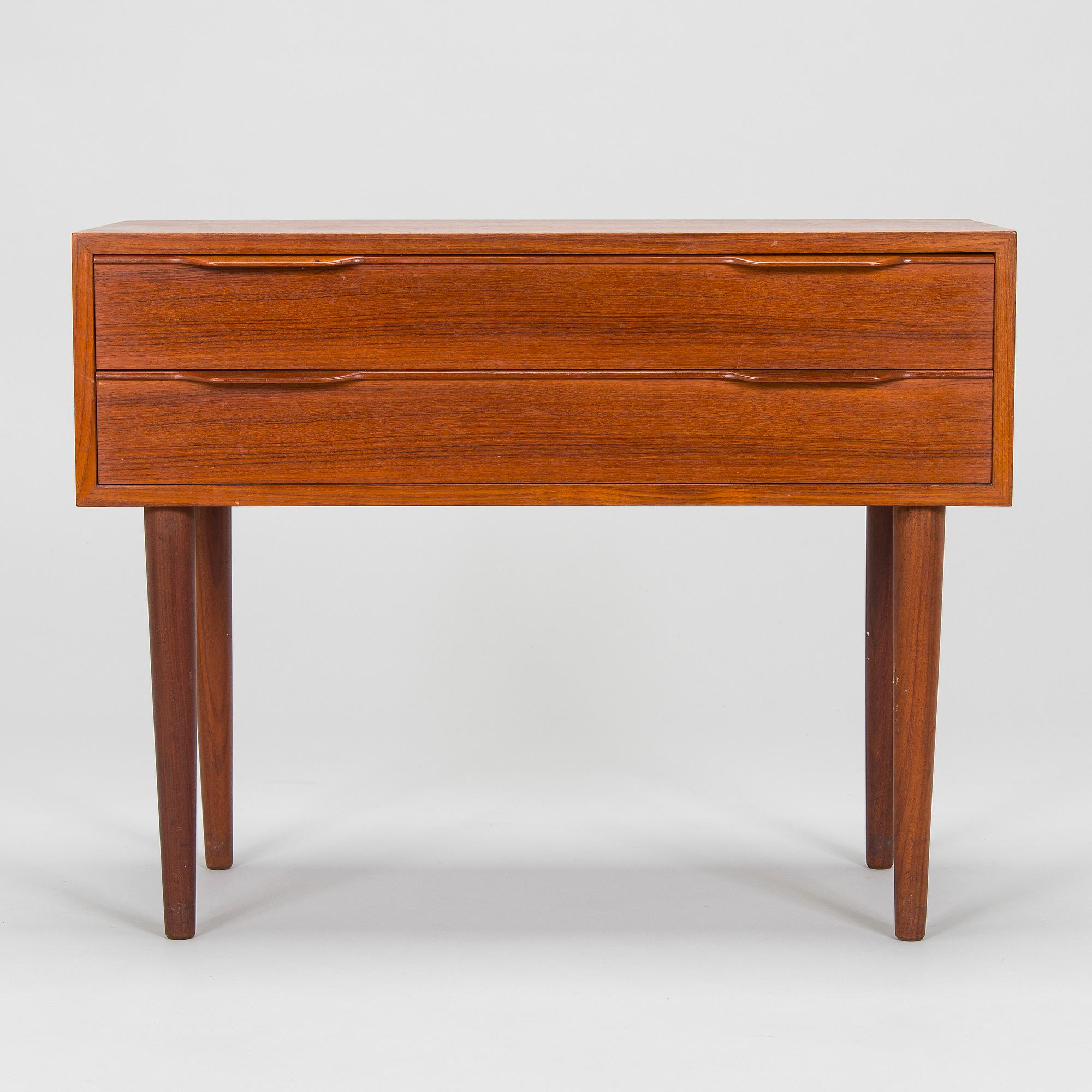 Byrå, teak, Danmark, 1900-talets mitt.