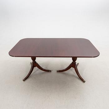 Dining table, English, Regency style, 20th century.