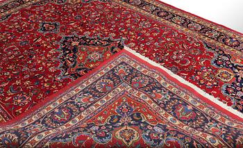 MATTA, Meshed, ca 340 x 255 cm.