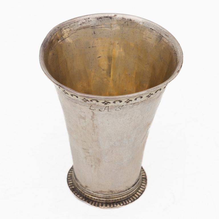 A Swedish silver beaker, mark of JA Starin, Stockholm 1746.