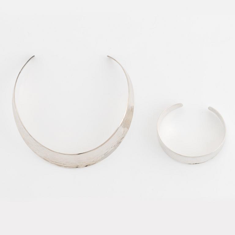 Sterling silver necklace and bangle, Alton.