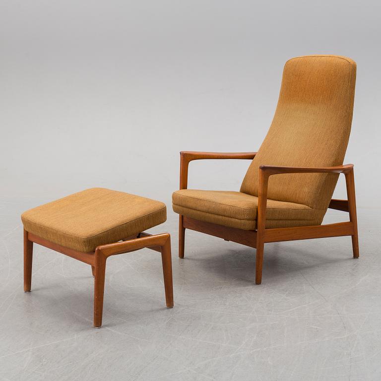 A 'Duxiesta' easy chair and foot stool by Folke Ohlsson for Dux, 1950s/1960s.