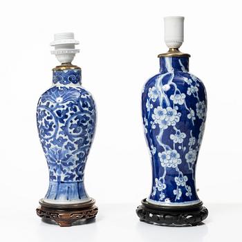 Two blue and white porcelain vases/table lamps, China, Qing dynasty, 19th century.