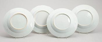 TALLRIKAR, 4 st snarlika, porslin, Kina, Qianlong 1736-1795.