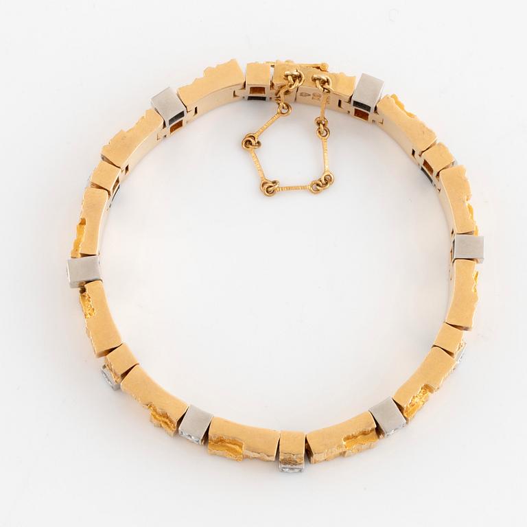 Björn Weckström, An 18K gold bracelet set with round brilliant-cut diamonds, for Lapponia.