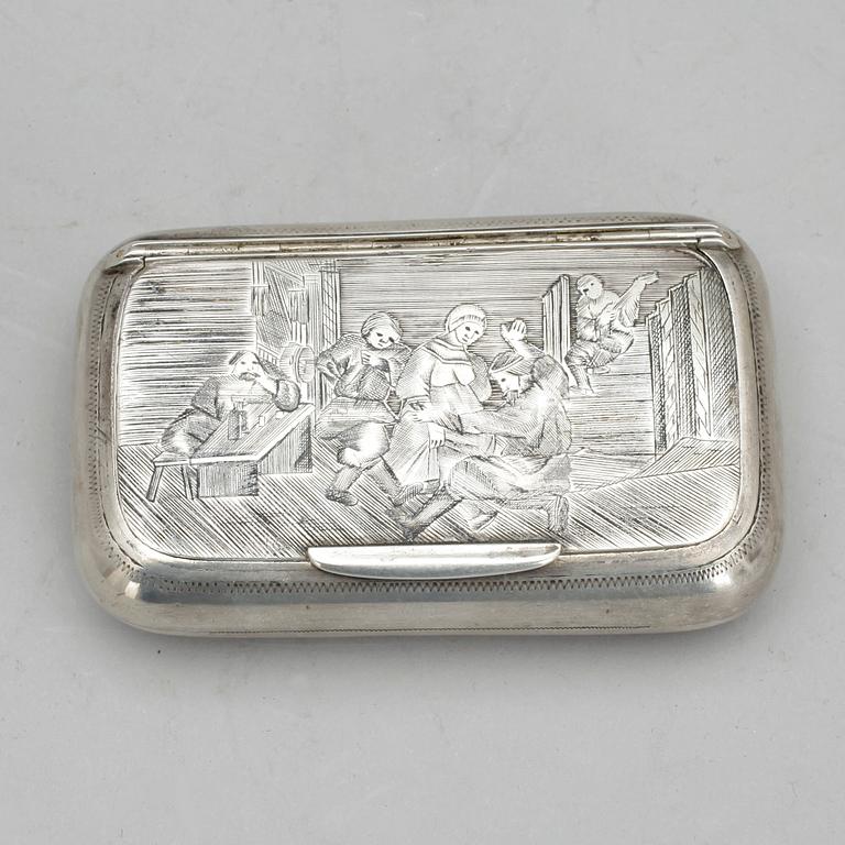 DOSA, silver, St Petersburg, 1881. Vikt ca 112 gram.
