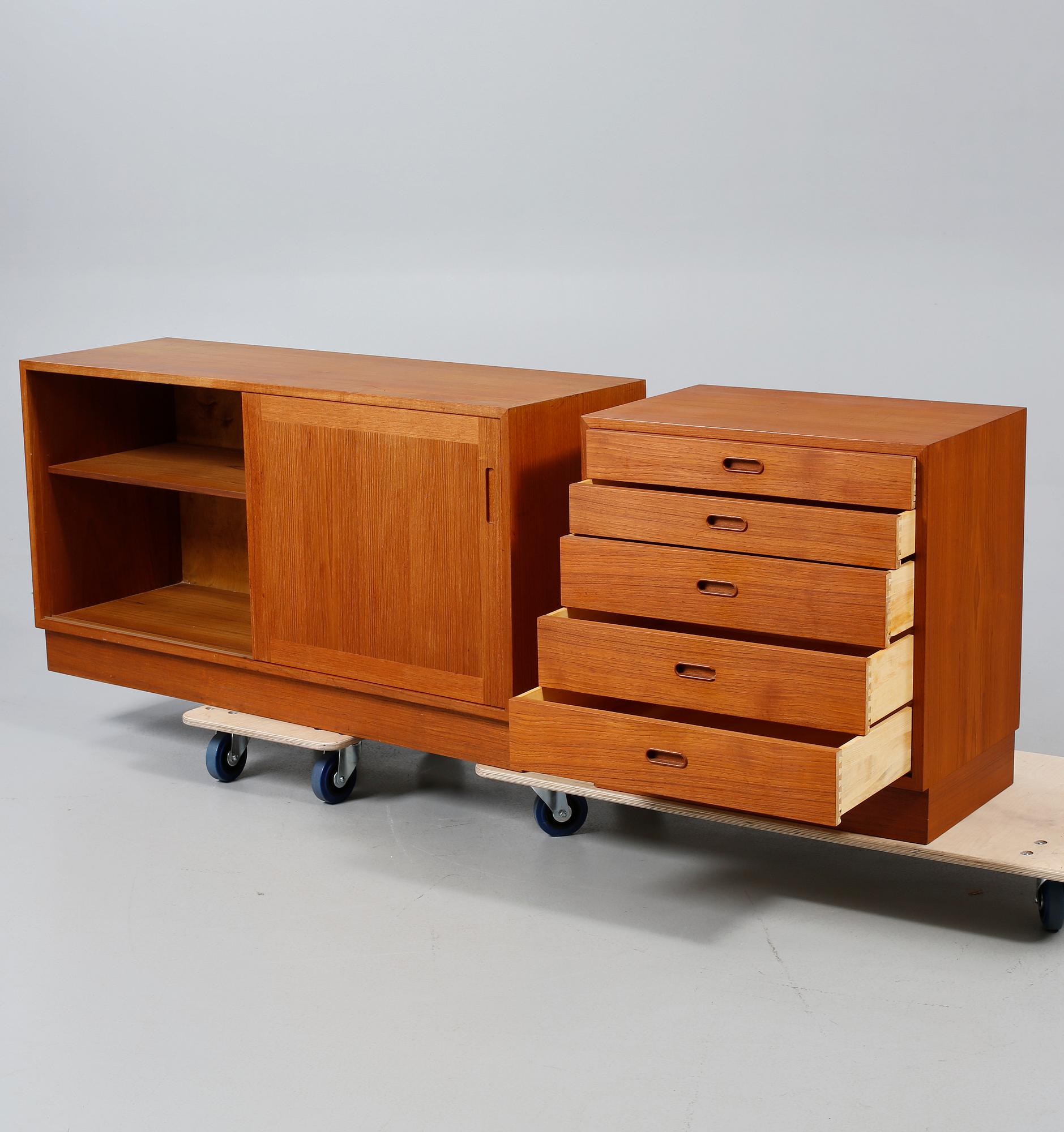 BYRÅ samt SIDEBOARD, Wirserum, Hultarp, 1950-/60-tal.