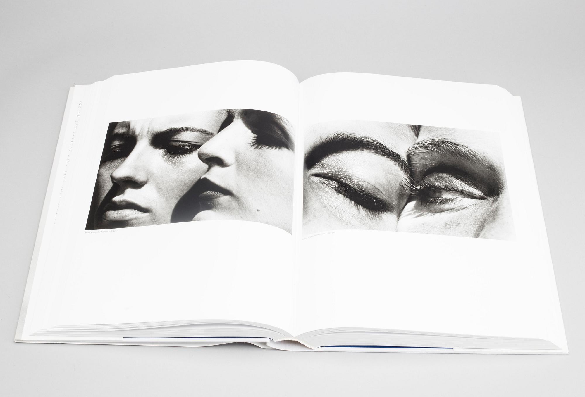 HELMUT NEWTON, bok "Sumo".