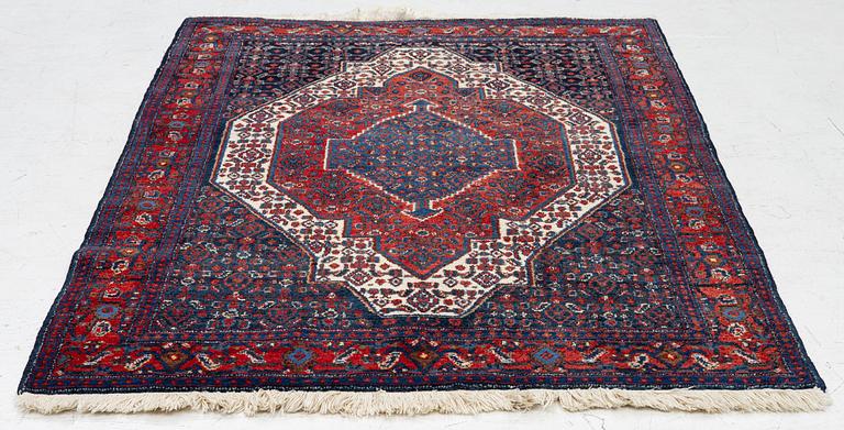 Carpet, Senneh, approx. 160 x 115 cm.