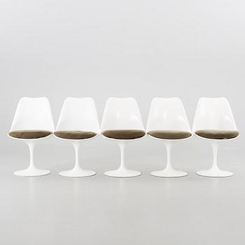 EERO SAARINEN, FIVE CHAIRS , "Tulip", Knoll International, USA.