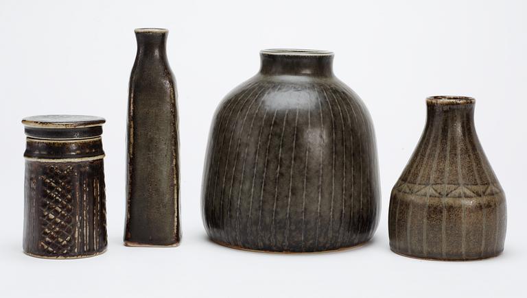 A Carl-Harry Stålhane stoneware lidded jar and three vases, Rörstrand.