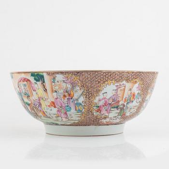 A famille rose Chinese export punchbowl and a basin, Qing dynasty, Qianlong (1736-95).