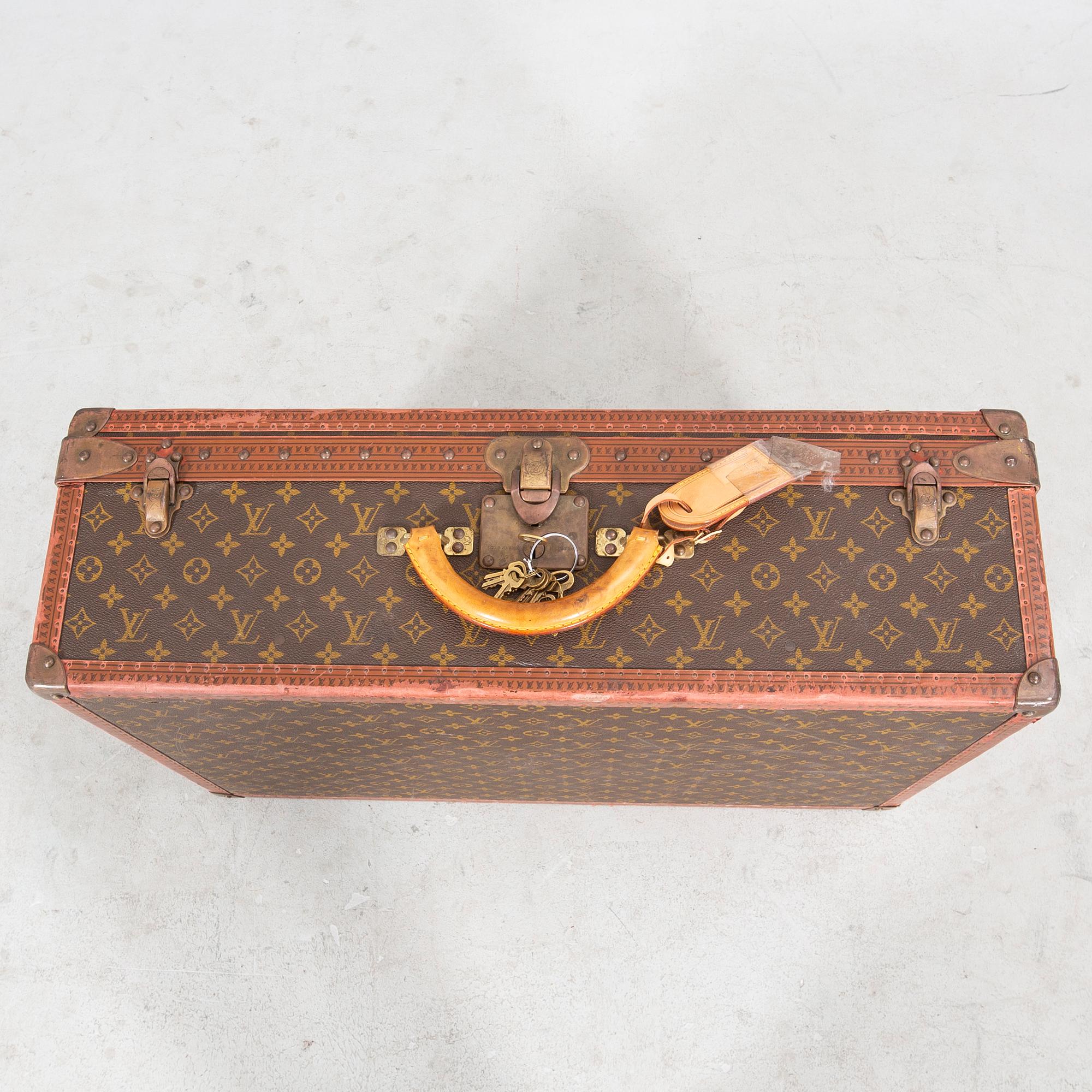 A 1970 80 s suitcase by Louis Vuitton. Bukowskis