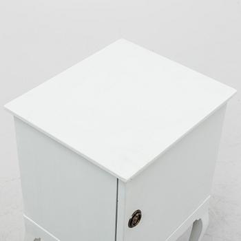 Sängbord, ett par, 1900-talets första hälft.