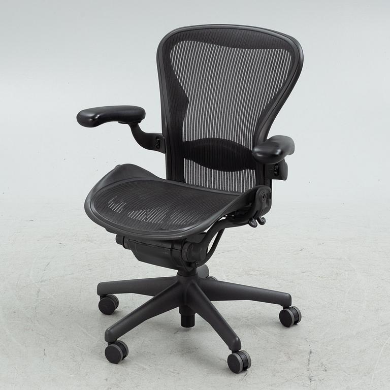 Don Chadwick/Bill Stump, skrivbordsstol, "Aeron", Herman Miller.