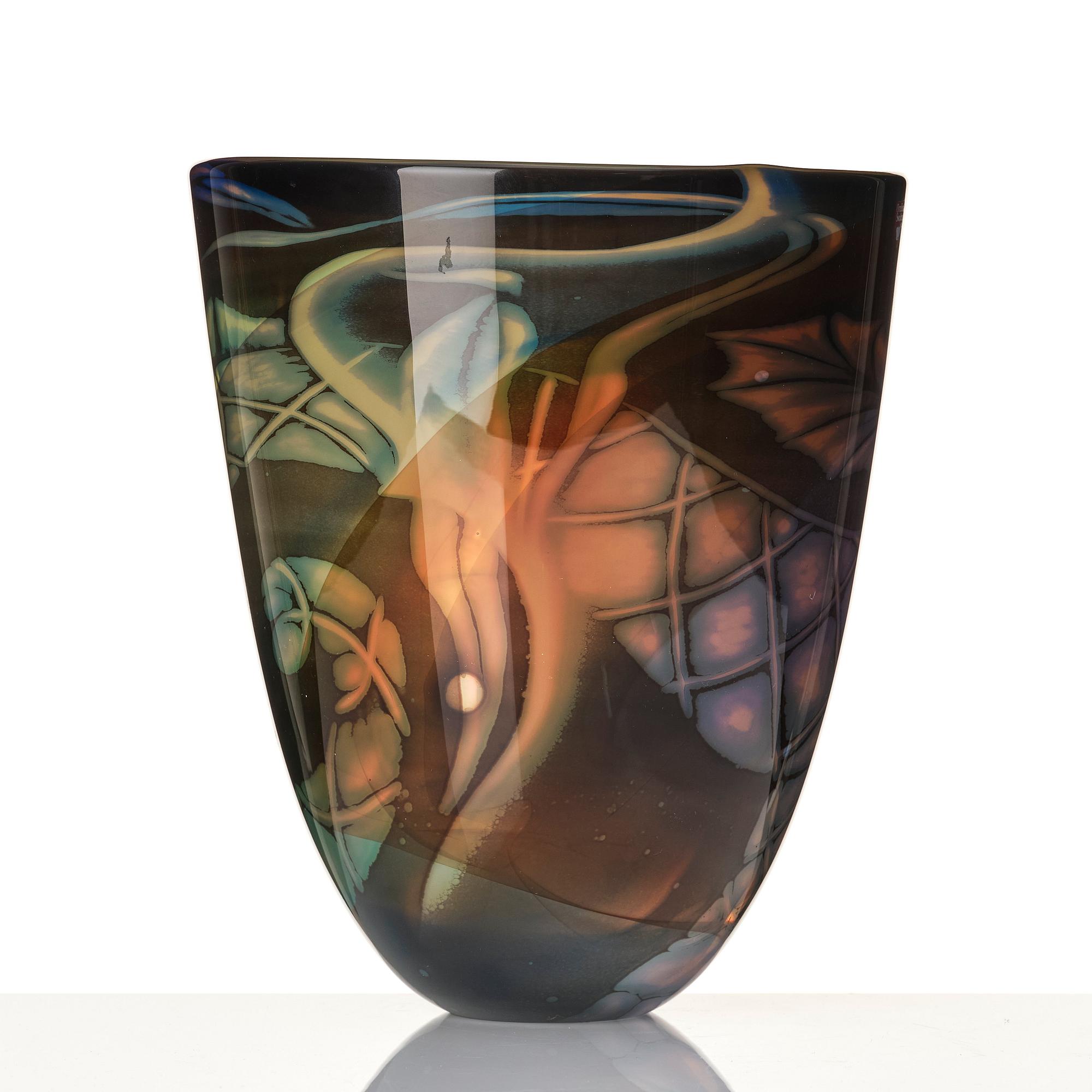 Eva Englund, a 'graal' glass vase, Orrefors, Sweden 1987.