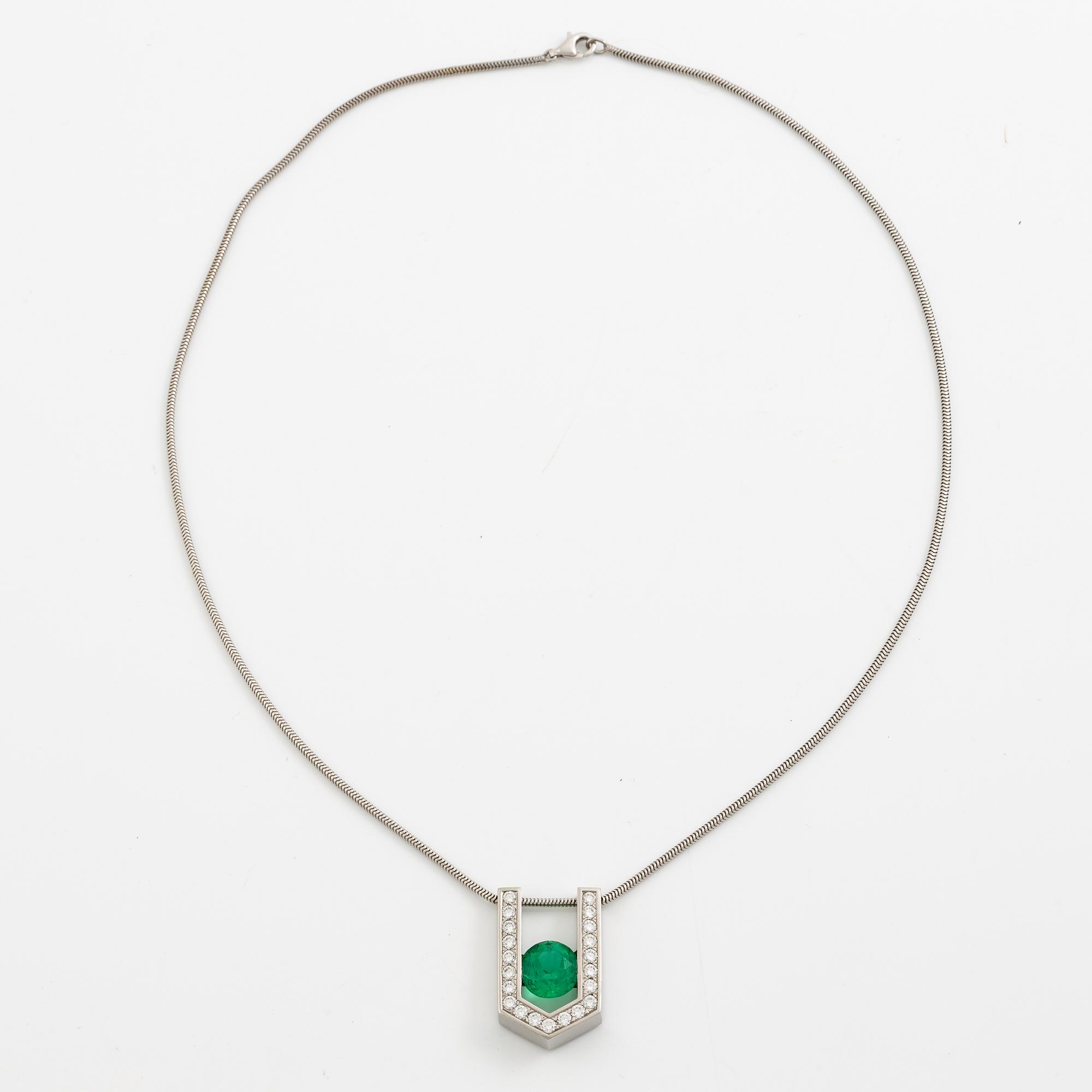 White gold necklace with pendant, 18K white gold set with brilliant-cut diamonds and emerald.