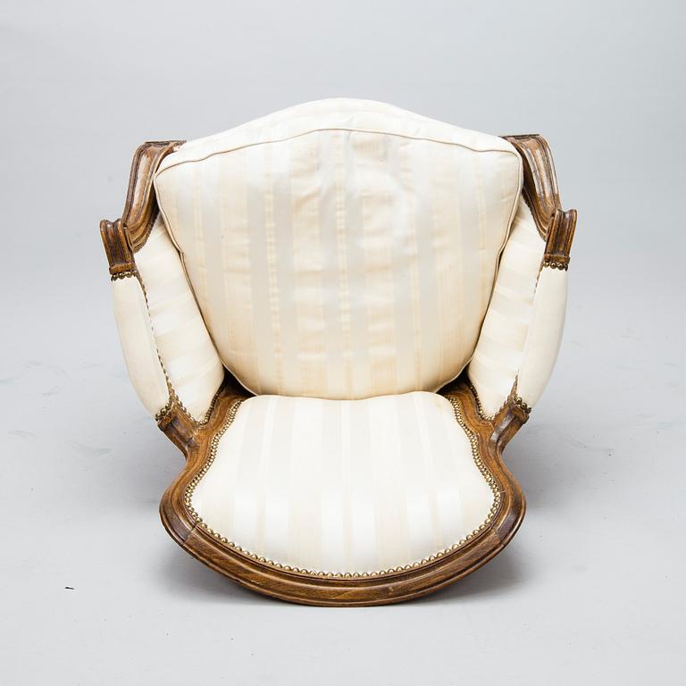 BERGÈRE, Louis XVI-stil, Frankrike 1900-talets första hälft.