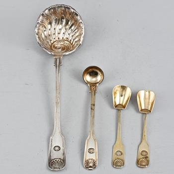 PART SILVER, 4 delar, Gustaf Möllenborg, Stockholm, 1800-tal. Vikt 120 g.