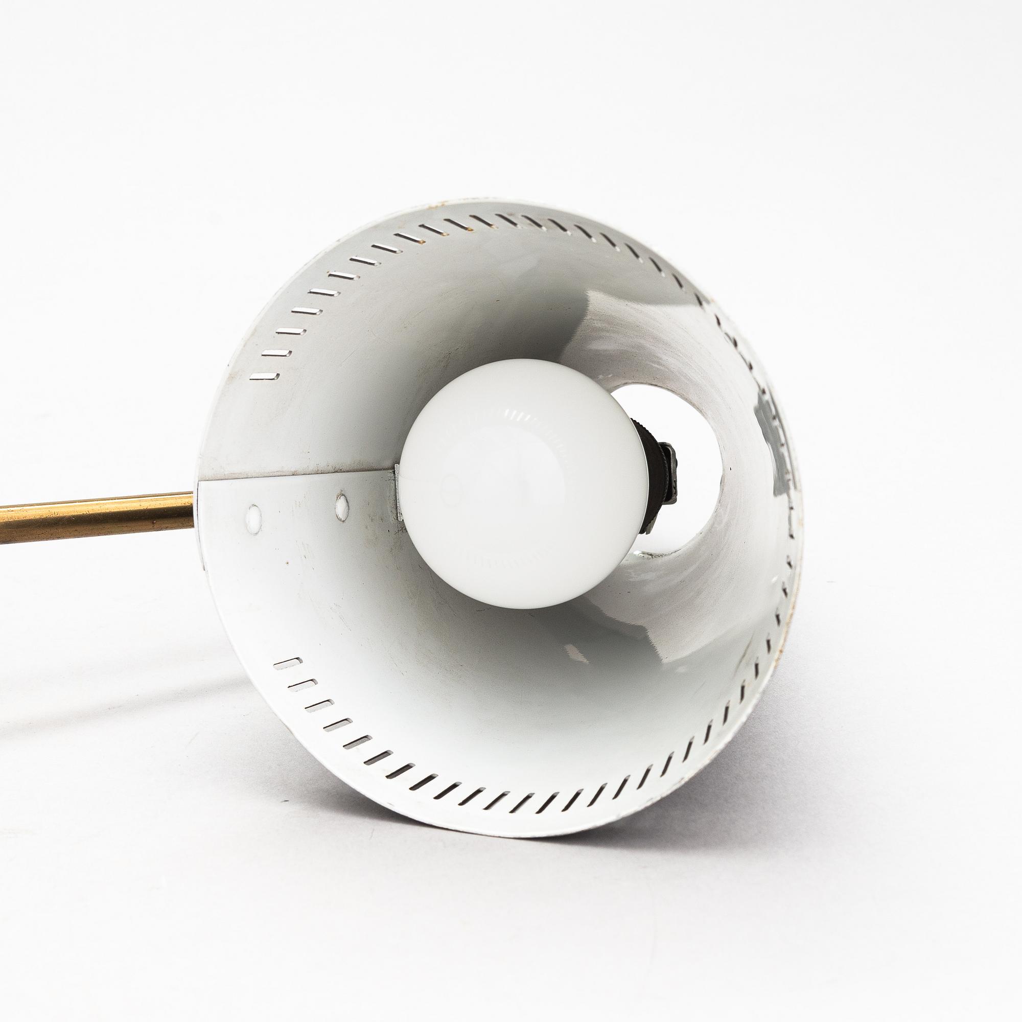 Mauri Almari, Bordslampa, K11-15, Idman, 1900-talets mitt.