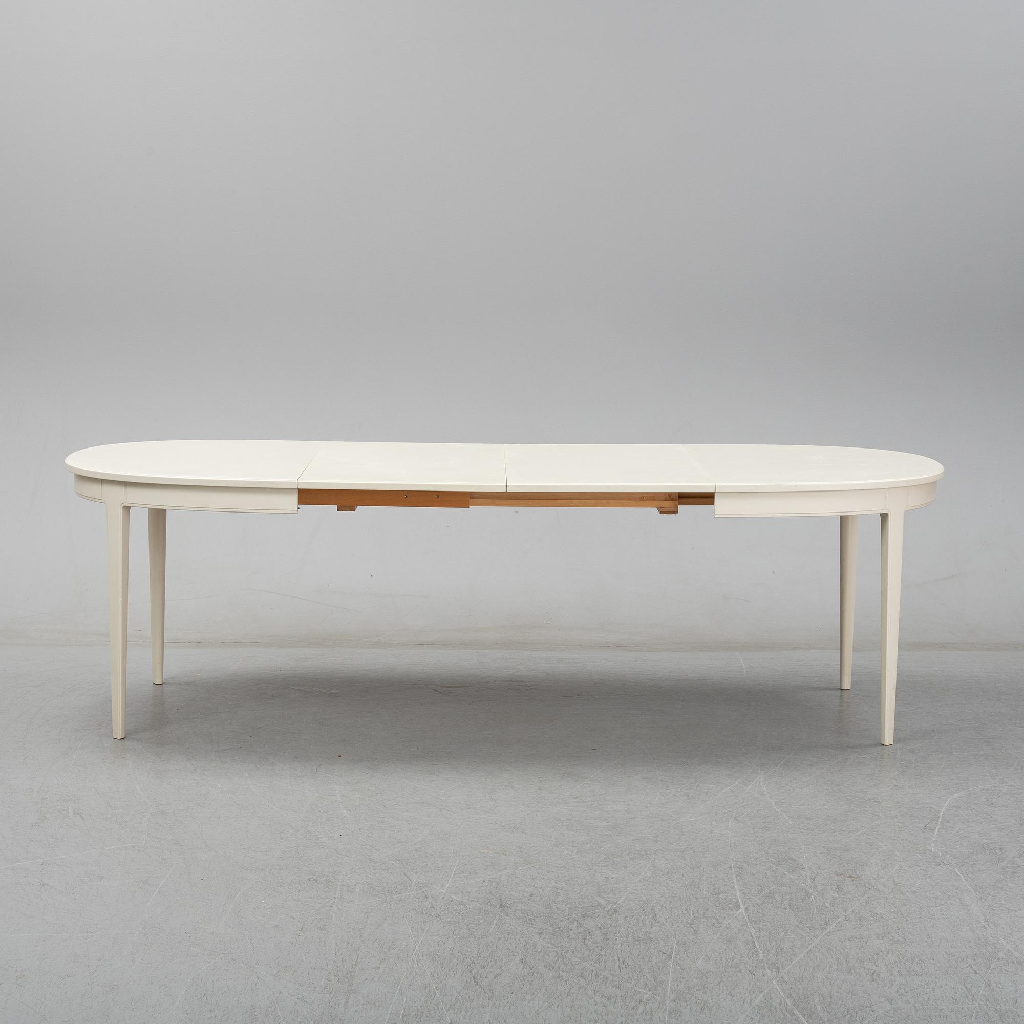 Carl Malmsten, A dining table with four chairs, Bodafors 1960's.
