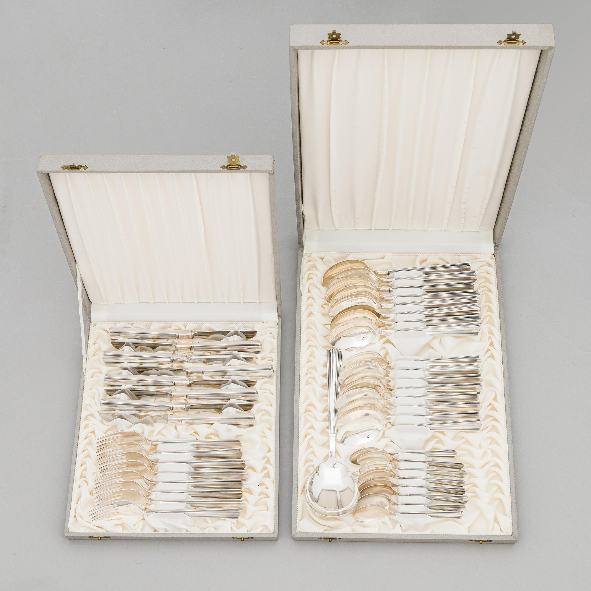 Holger Rasmussen, A 41-piece set of 'Margit' silver cutlery, Hämeenlinna ja Helsinki 1964-68.