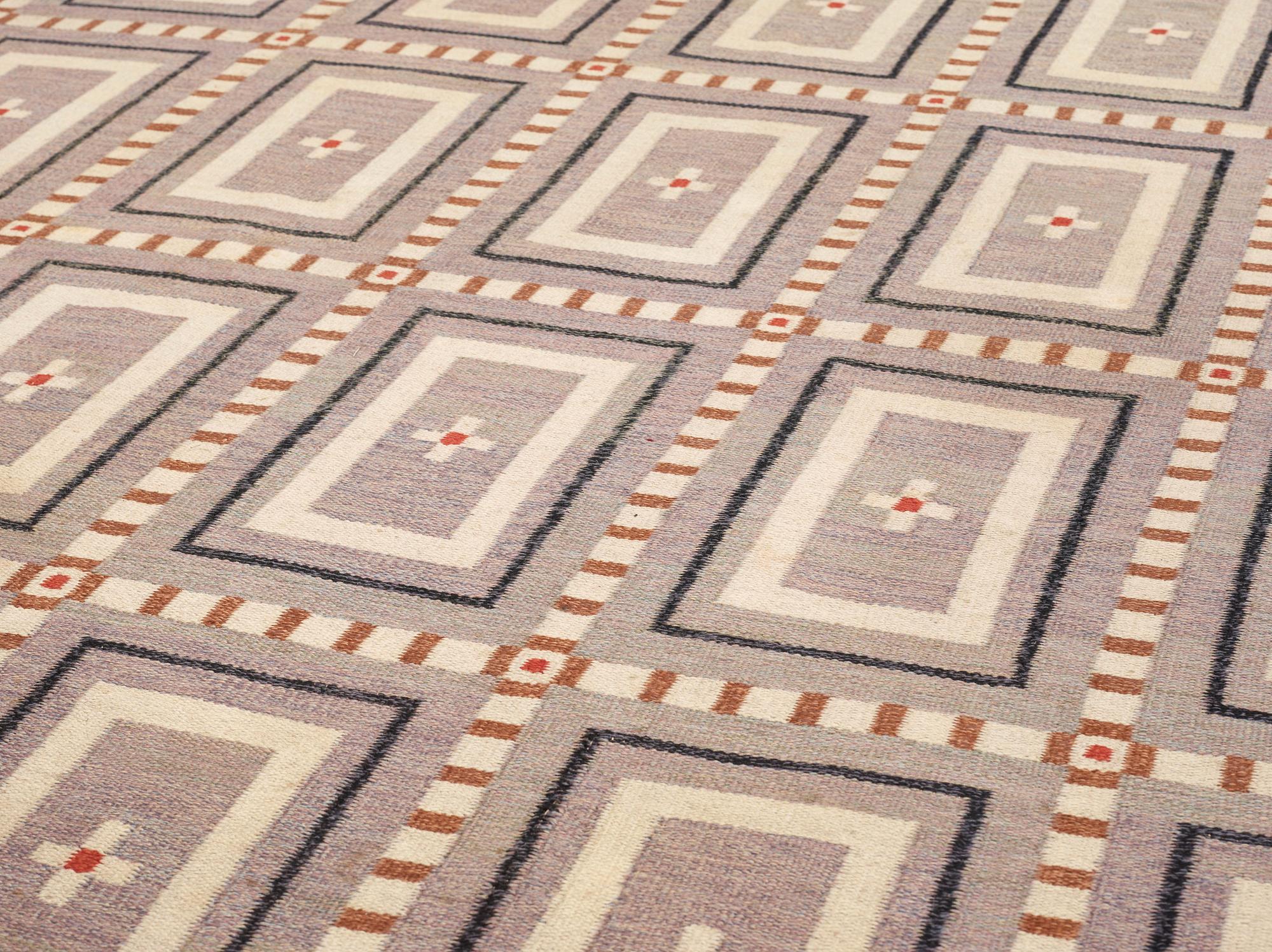 CARPET. Flat weave. 365,5 x 248,5 cm. Signed SB.
