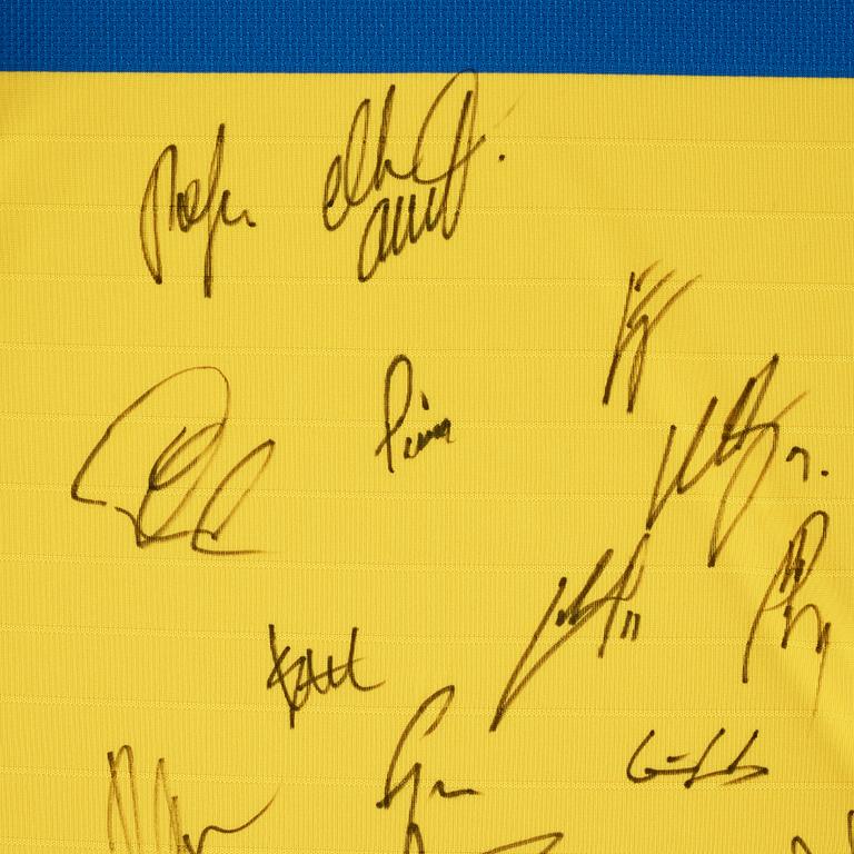 National team jersey, with autographs from Sweden men's national football team, 2015.