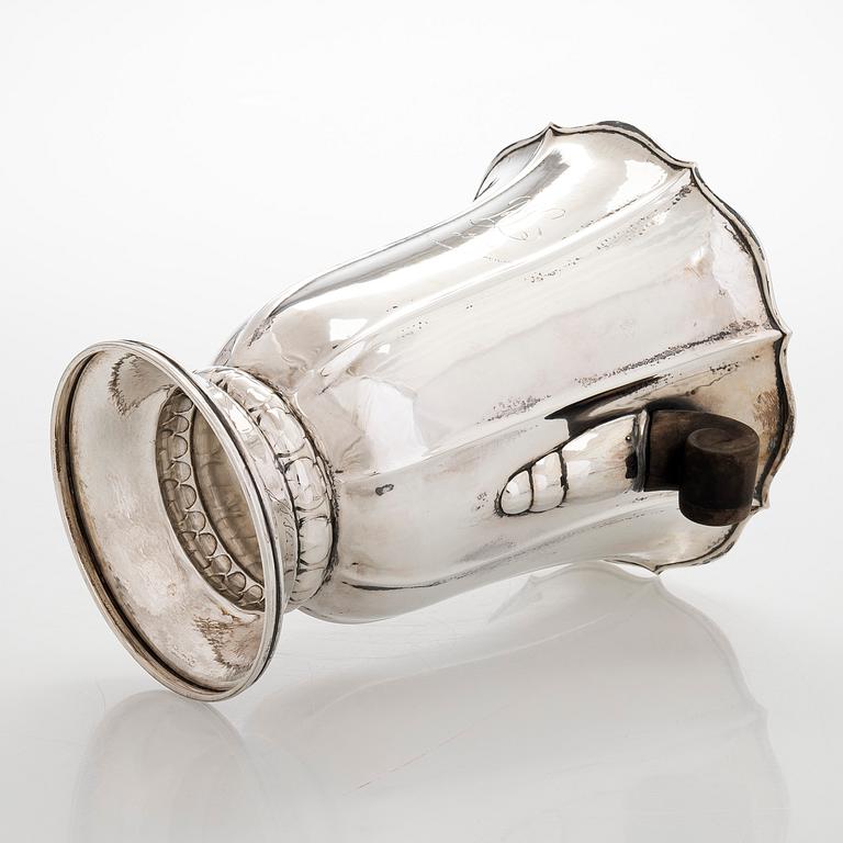 A 1030s silver champagne cooler, Kultakeskus, Hämeenlinna 1936.