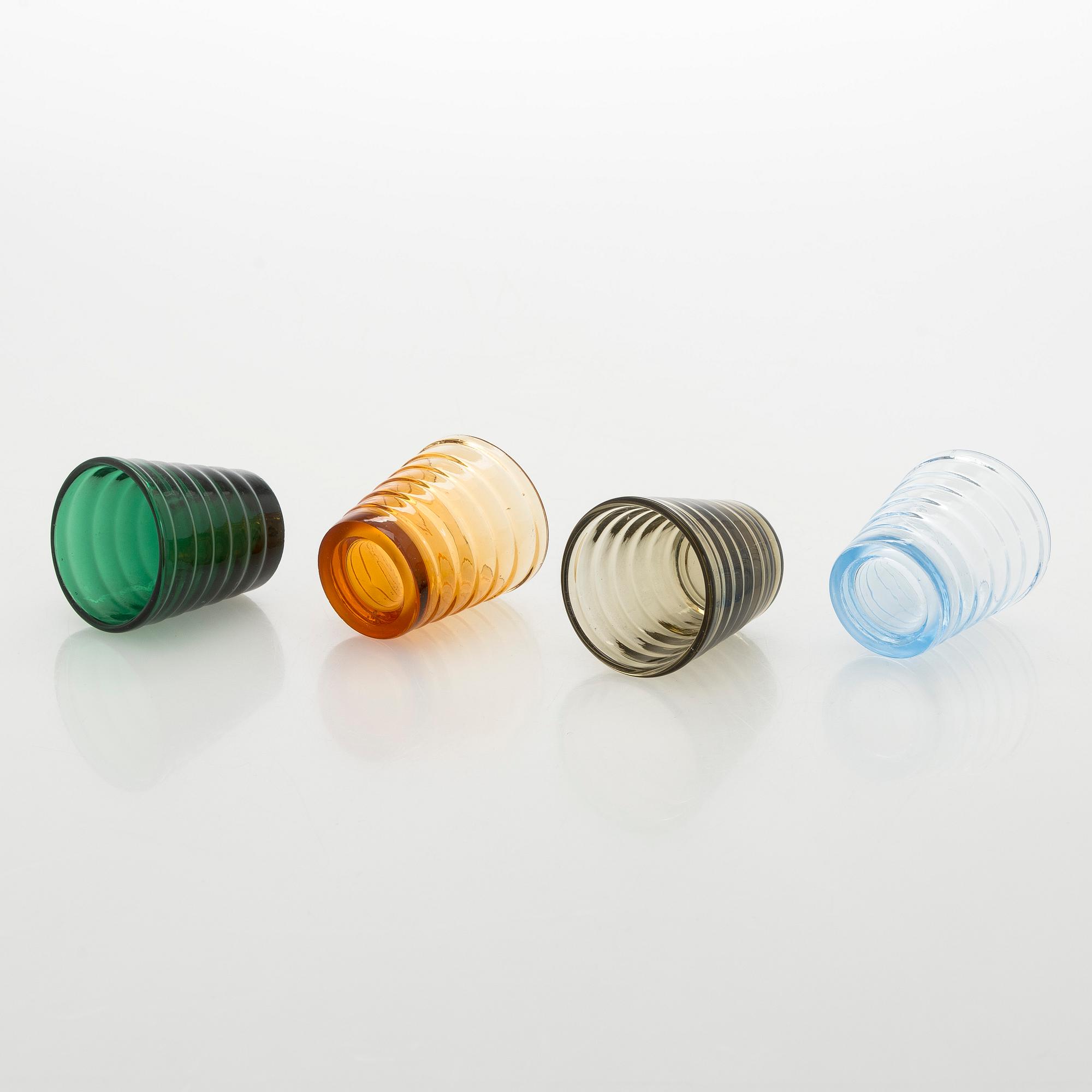 Aino Aalto, drinking glasses and plates, 4 + 4 pcs "Bölgeblick" for Karhula Glassworks, 1930s.