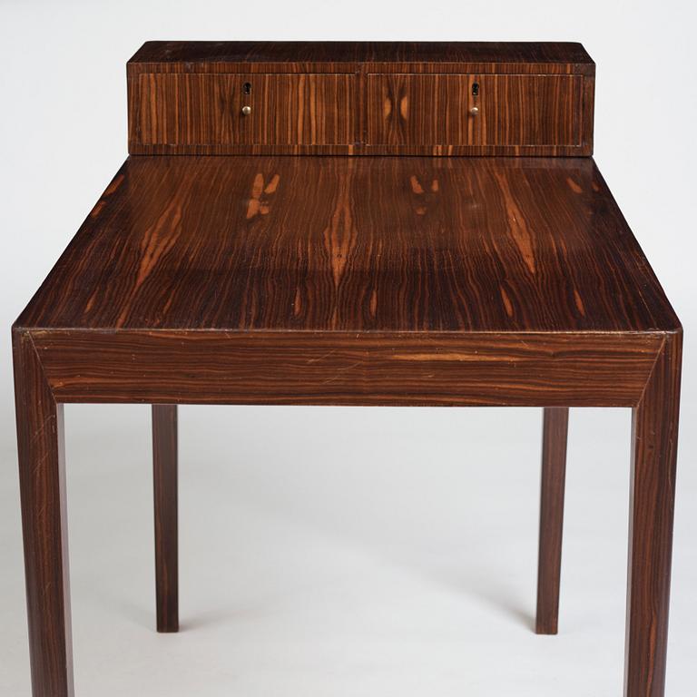 Margareta Köhler, a modernist desk for Futurum, Stockholm 1938.