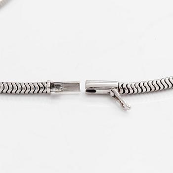 Collier, Bucherer, 18K vitguld med briljanstlipade och åttkantsslipade diamanter.