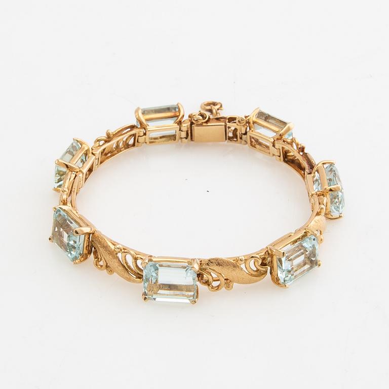 Armband, 18K guld med akvamariner.