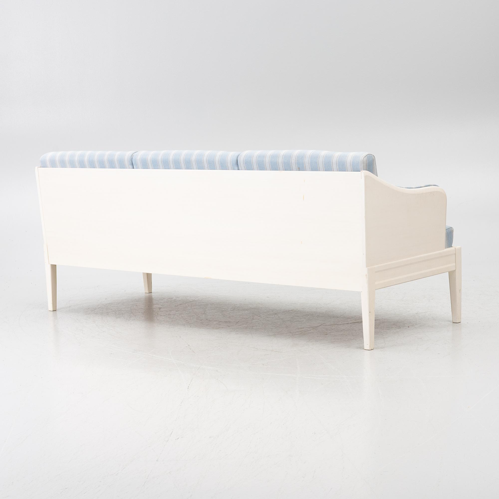 Carl Malmsten, A 'Gustavus' sofa, second half of the 20th century.