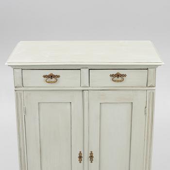 A cabinet, end of the 19th century.
