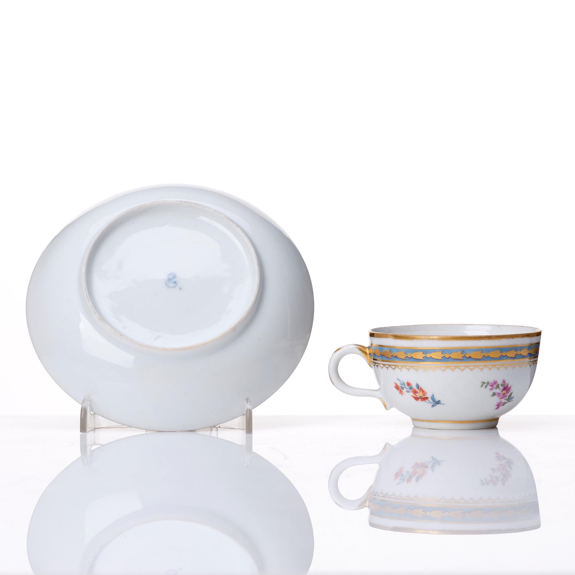 A Russian cup with stand, Imperial porcelain manufactory, St Petersburg, period of Catherine the Great.