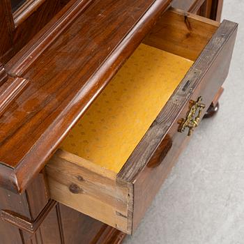 Bokskåp, nyrenässans, sent 1800-tal.