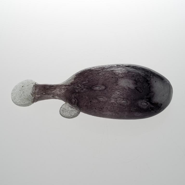KAJ FRANCK, ART GLASS. "Kampela" (Flounder). Signed Kaj Franck Nuutajärvi Notsjö.