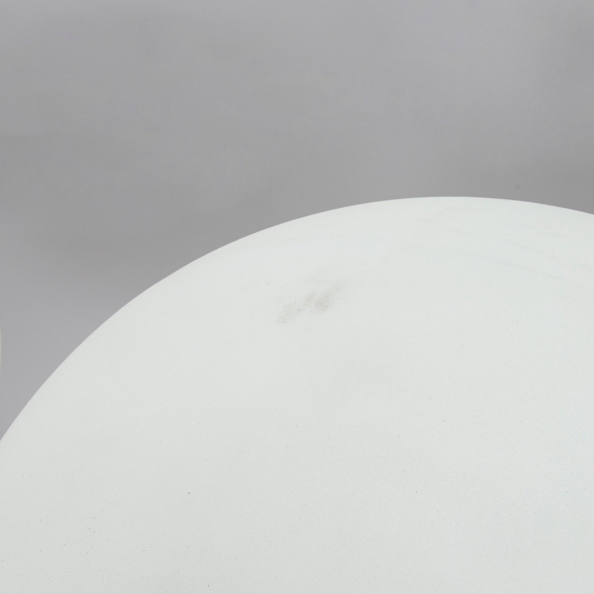 Eero Aarnio, lattiavalaisin, "Tupla kupla", ulkokäyttöön, Melaja Oy.