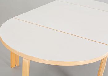 A SET OF 3 PARTS ALVAR AALTO DINING TABLE FROM ARTEK.