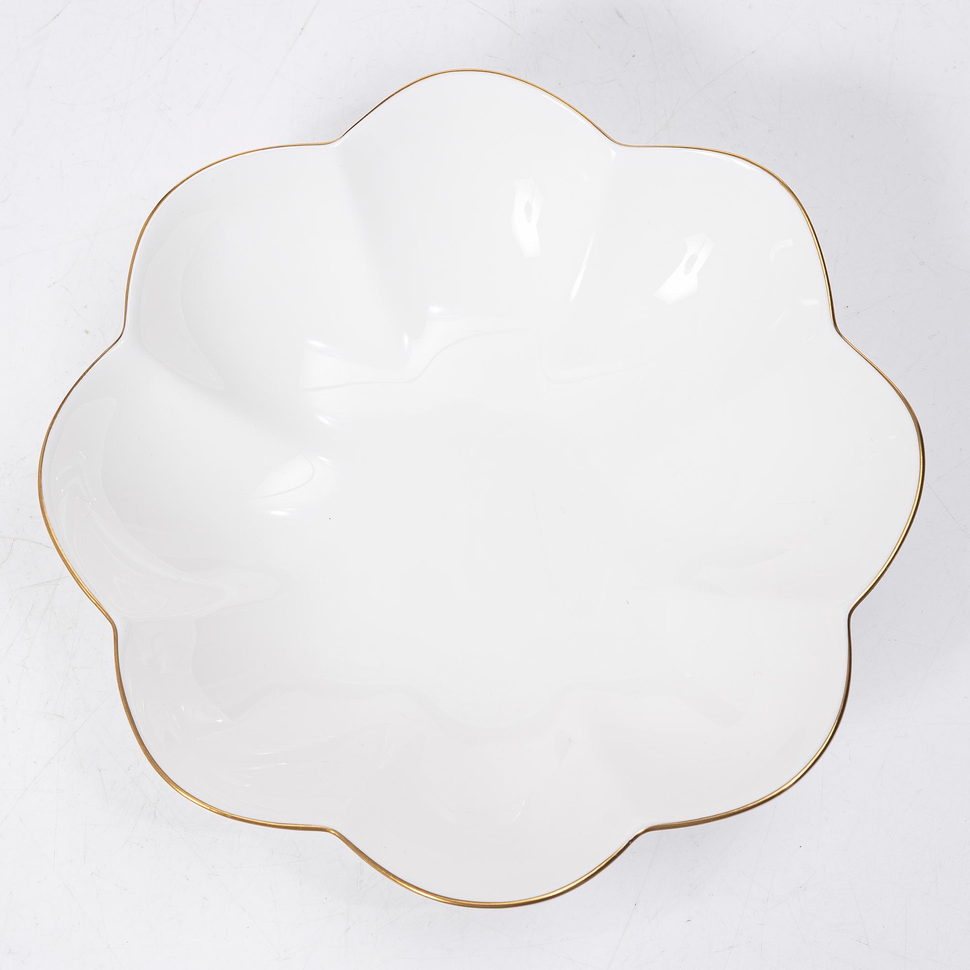 Karin Björquist, Blomformade skålar, 12 st, porslin, "Nobel" Rörstrand.