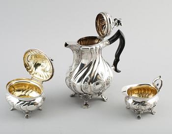KAFFESERVIS, 3 delar, silver, CG Hallberg, Stockholm 1950. Vikt ca 1325 g.
