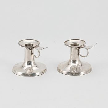 NATTLJUSSTAKAR, ett par, silver, otydlig mästarstämpel, Stockholm 1796.