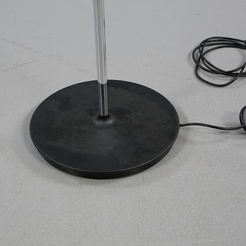 GOLVLAMPA, "PH-80", Poul Henningsen för Louis Poulsen, 1900-talets andra hälft.