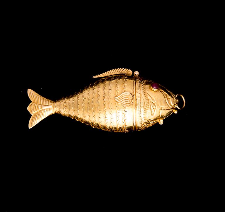 HÄNGE, ca 20 ct guld, ostämplat, 1900-talets mitt. Indien. Vikt 27,8 g.