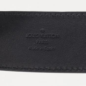 Louis Vuitton, a Damier Graphite 'LV Initiales' belt, size 95, 2009.