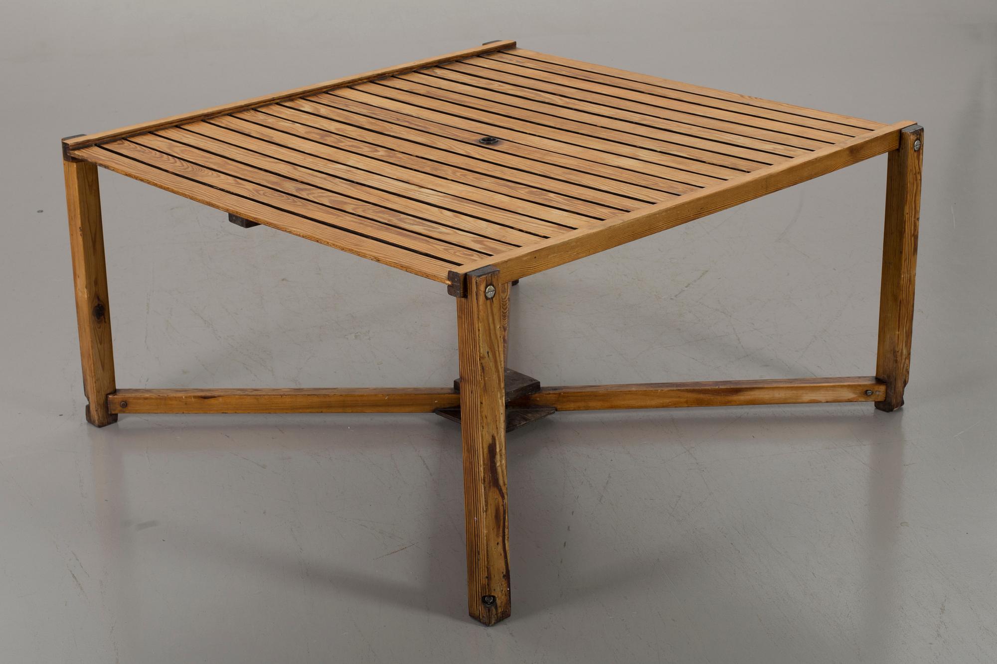 ELSA STACKELBERG, trädgårdsbord, Fri Form, 1970-tal.